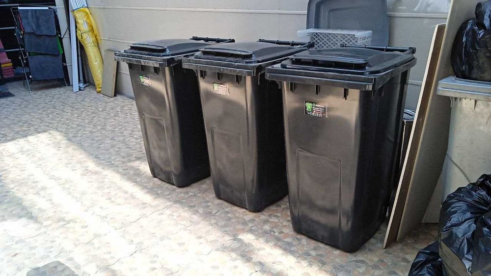 Бак мусорный - Контейнер  бак для мусора