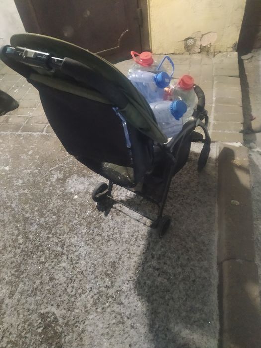 Коляска прогулочная, продается