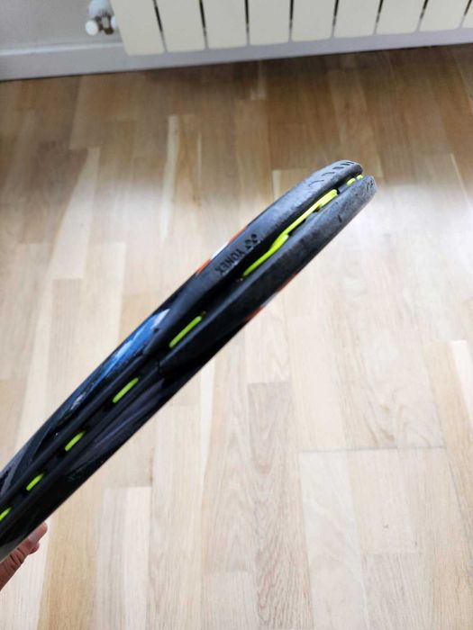 Yonex Ezone Xi 100 (2 бр); Yonex Ezone Xi 98; Yonex Vcore Xi 100