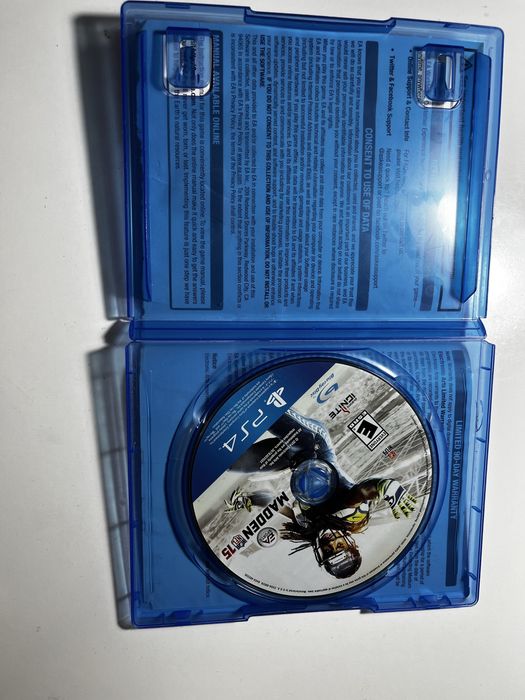 Диск на пс 4  madden nfl 15
