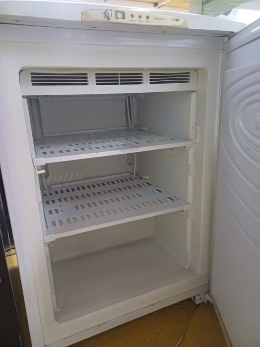 Морозильник,  Морозильник для бара,маленький морозильник