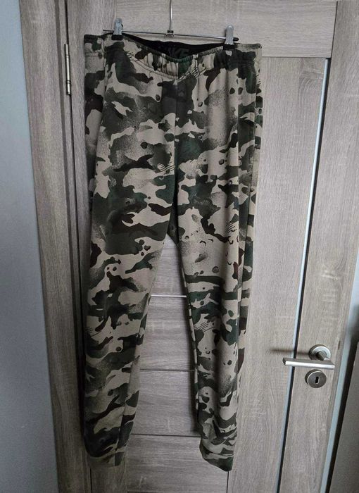 Nike dri fit долнище анцунг