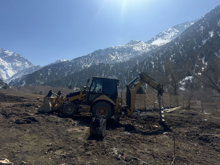 Услуги ямобура,экскаватора,вила