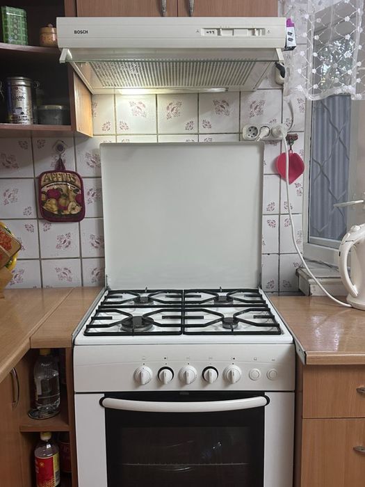 Продаю Газ плиту
