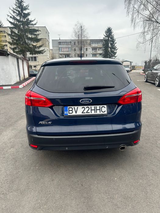 Vând Ford focus 2015 motor 2000 import Germania  înscrisă în Ro de 2 ani Nr 0759439596