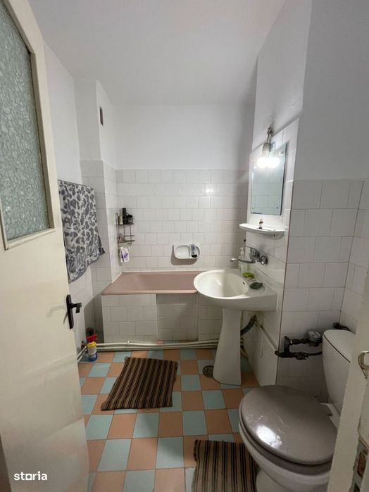 Apartament 4 camere 2 bai Central