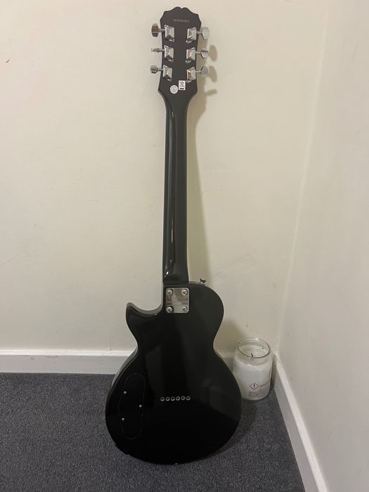 Китари електрически детски 3/4 Epiphone Gear4music