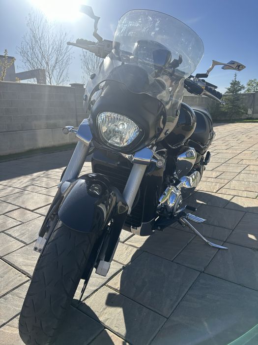 Suzuki Intruder Boulevard VZR1800 M109R