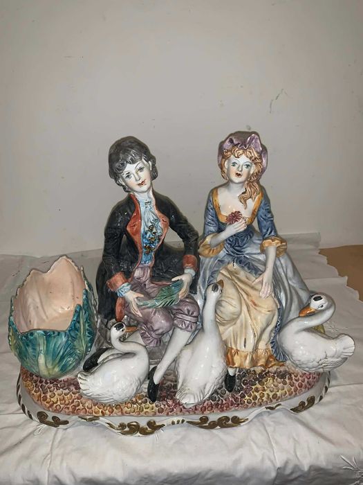 Bibelouri portelan statuie capodimonte
