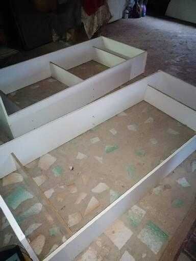 Кровати односпальные