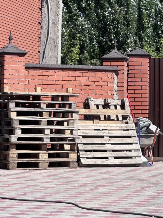 Продам   поддоны