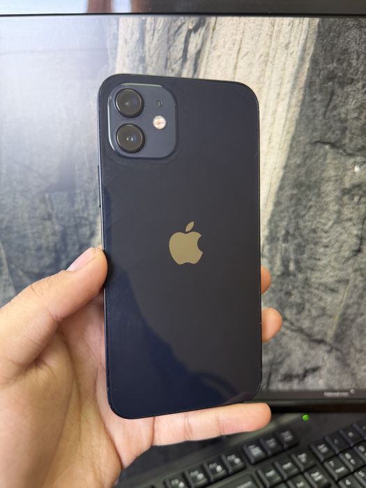 Продам и обмен iPhone 12 64GB