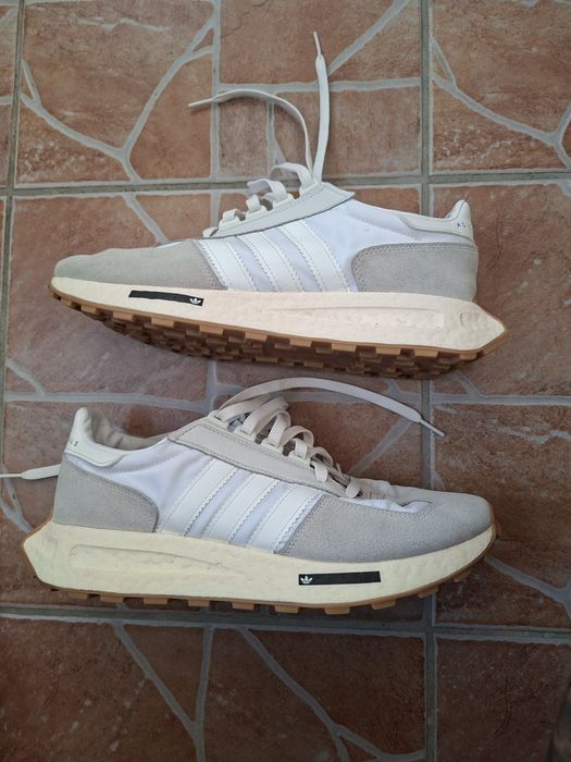 Маратонки Adidas 45
