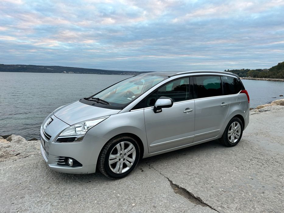 Peugeot 5008 7 местно, стъклен покрив