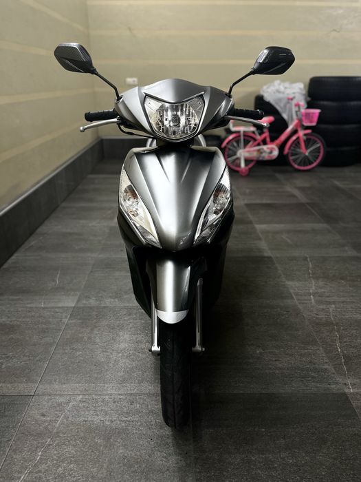 Скутер Honda Dio 110