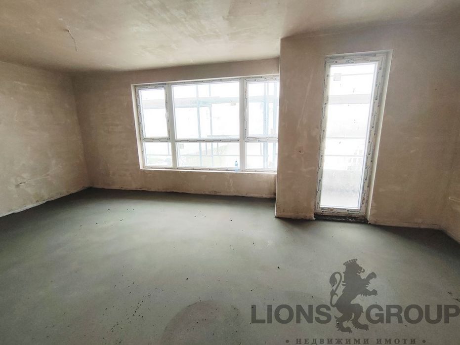 Продава се Двустаен апартамент в Варна, Левски - 64 кв.м за 1042 €/кв.м - Снимка #2