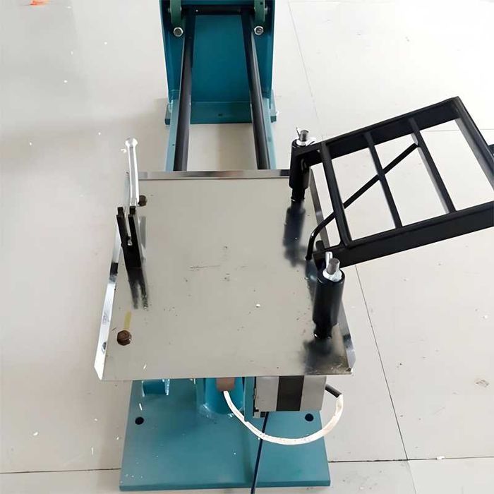 Стол вибрационный для цементного раствора (Вибростол)