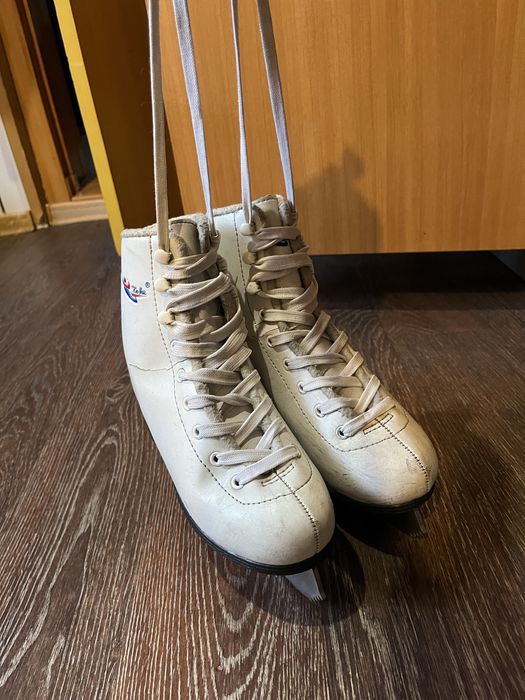 Фигурные коньки 34 размер