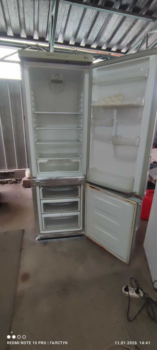 Продам холодильник LG