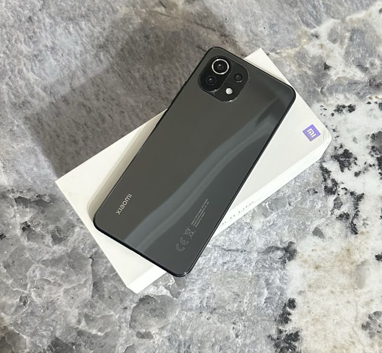Срочно продам Mi 11 lite