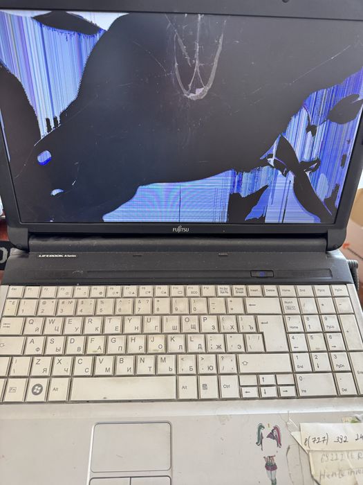 Ноутбук на запчати срочно