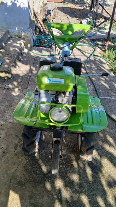 Мотофреза GARDENIA GD 500 B3 M. 7HP . Продава се комплекп к ремарке! Много запазени. 2021г.