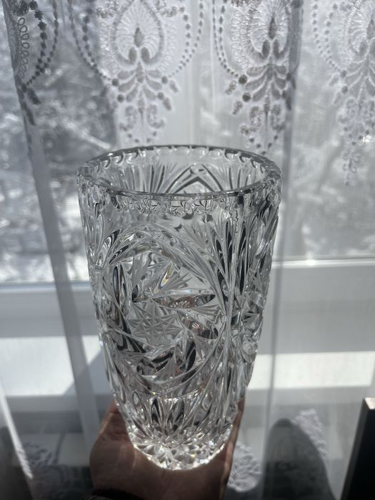 Хрустальная ваза для цветов