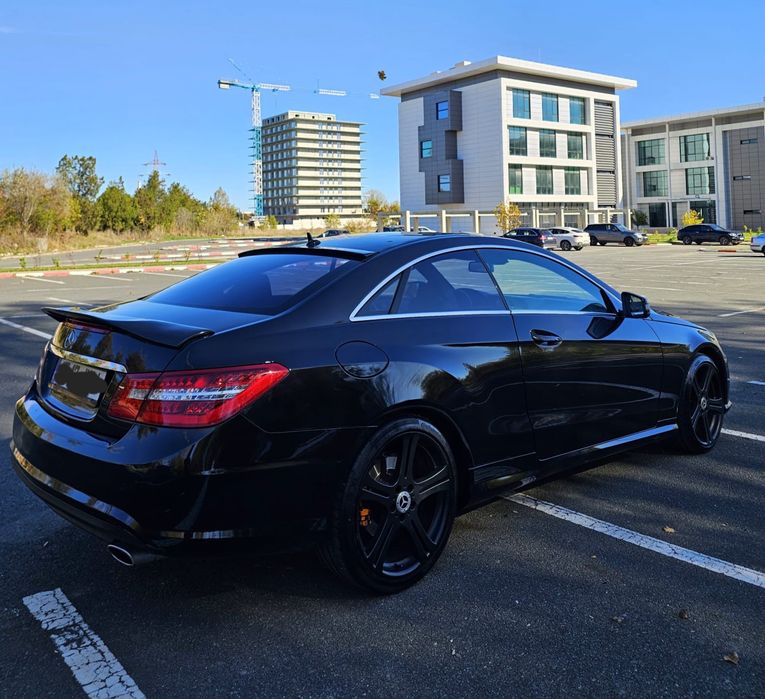 Mercedes E350 Benzina 306 cai