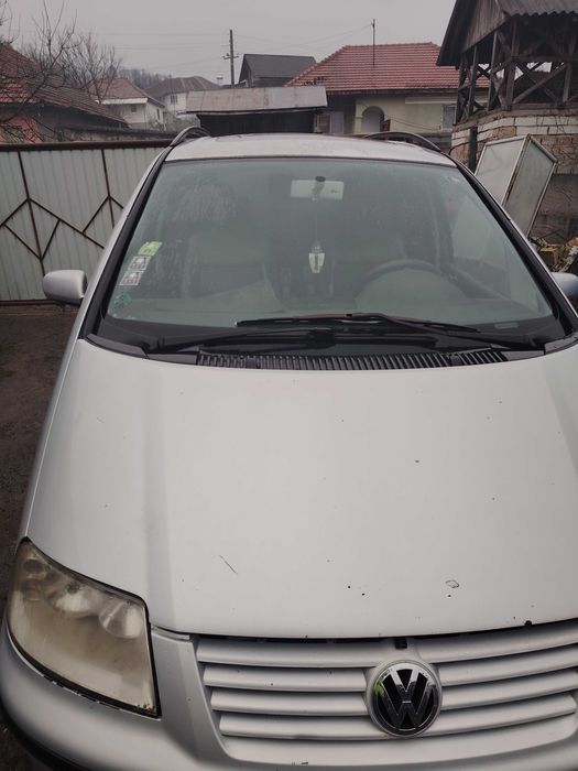 Vând VW șharan 1.9 TD 2001