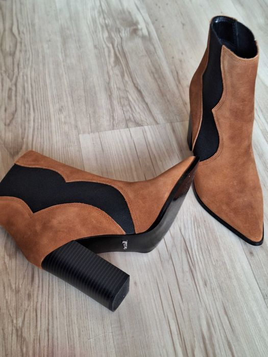 Дамски боти Gaudi