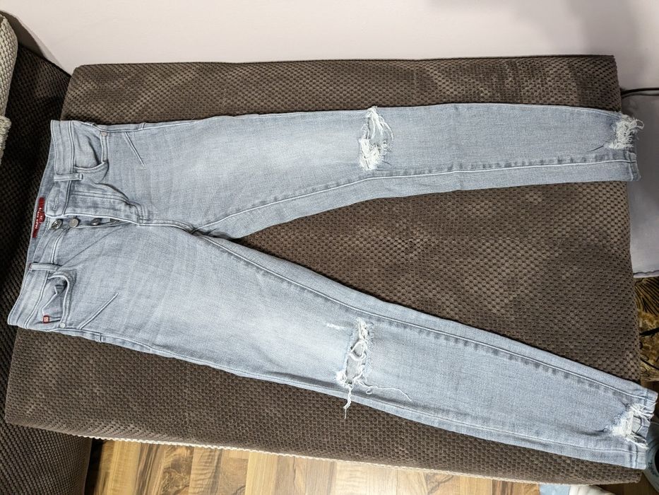 Оригинални дамски дънки