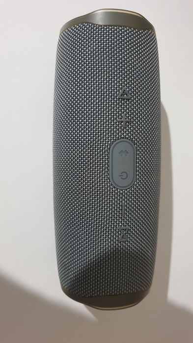 Колонка портативная JBL Charge 4