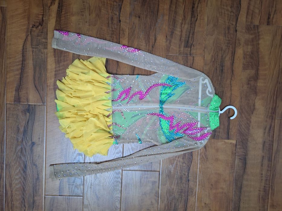 Купальники гимнастические