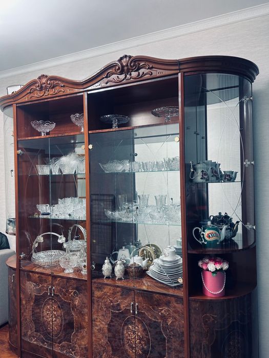 Продам стенку,качество хорошая