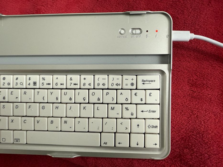 iPad Mini Bluetooth keyboard