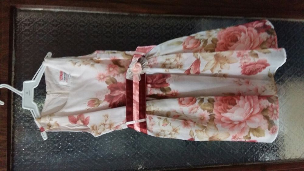 Детски якета и рокли