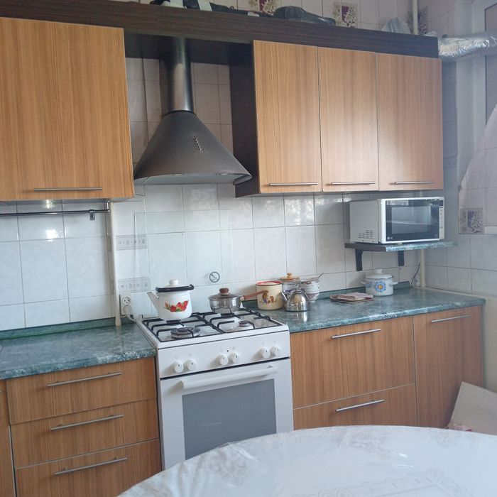 кухонный гарнитур в отличном состоянии