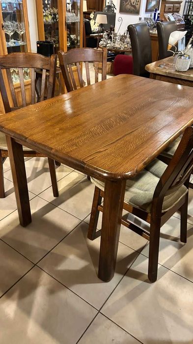 Масивна дъбова маса в комплект с 4 стола Холандия