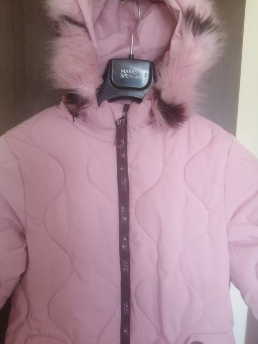 Дамско яке, за есенно зимен сезон.