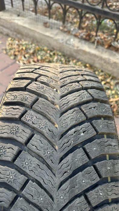 Michelin ice north - 4 22 год шипы