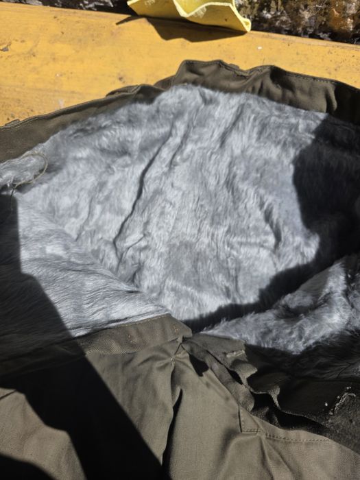 Стари дрехи от вълна