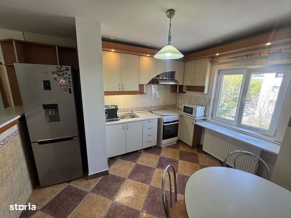 Apartament de închiriat – Sector 3