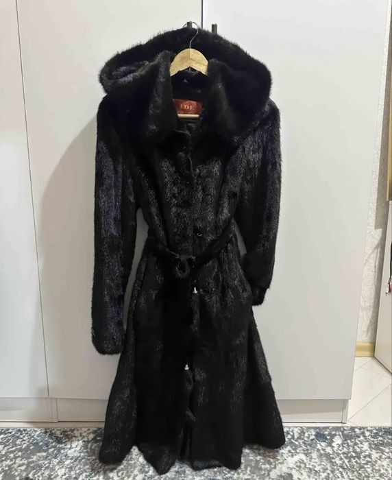 Продам норковую шубу