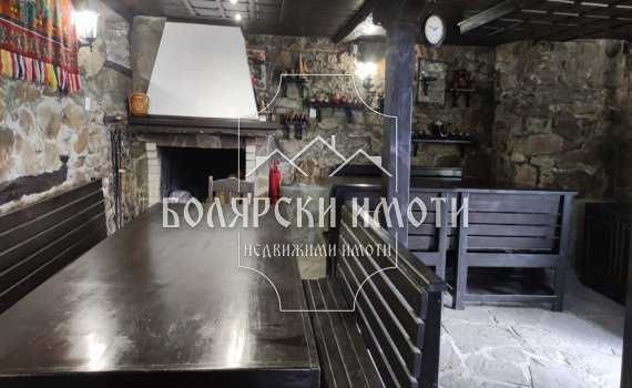 Дава се под наем Къща в с. Харваловци, Област Велико Търново - 150 кв.м за 665 € - Снимка #2