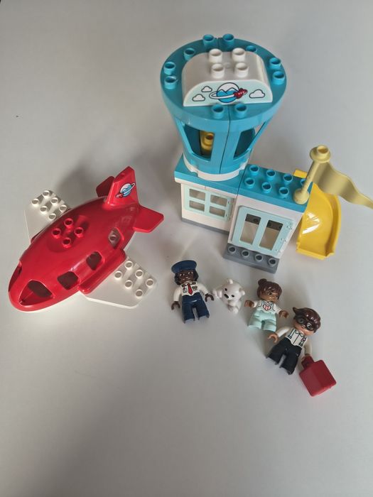 Vând Lego Duplo Aeroport
