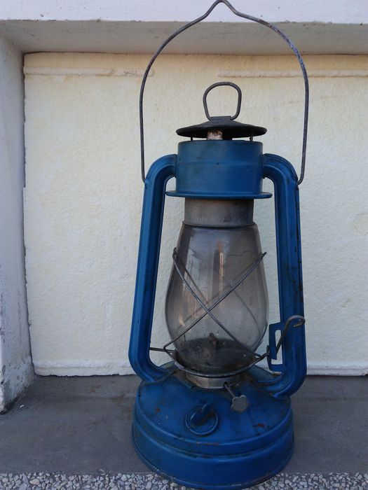 Стар газен фенер