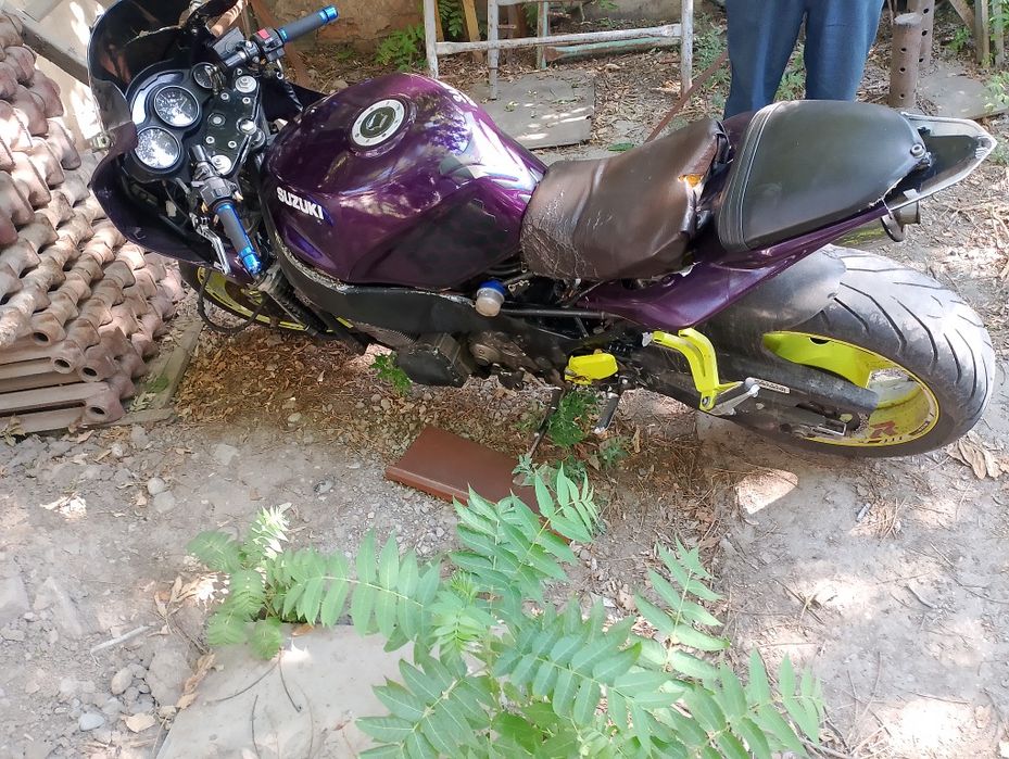 Suzuki RF900 продам срочно