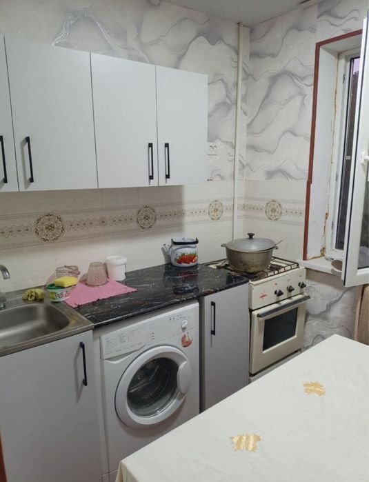 1 комнатная с мебелью и техникой в 3 микрорайоне