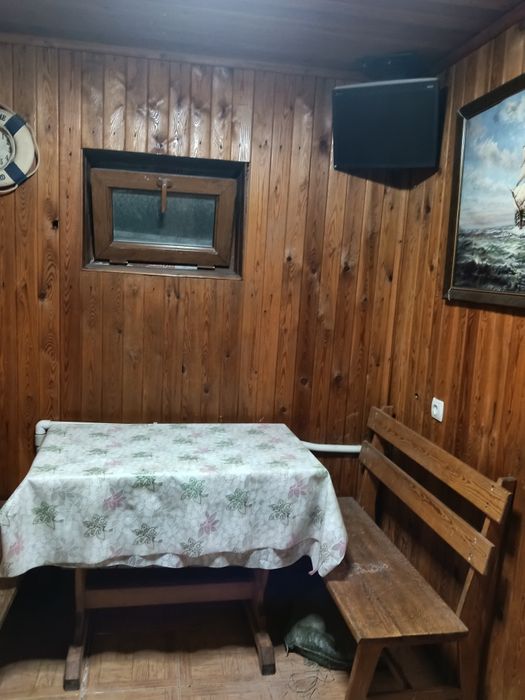 Частный дом с участком