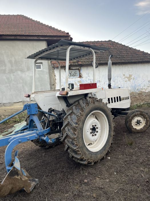 Vand tractor Lambourghini R654